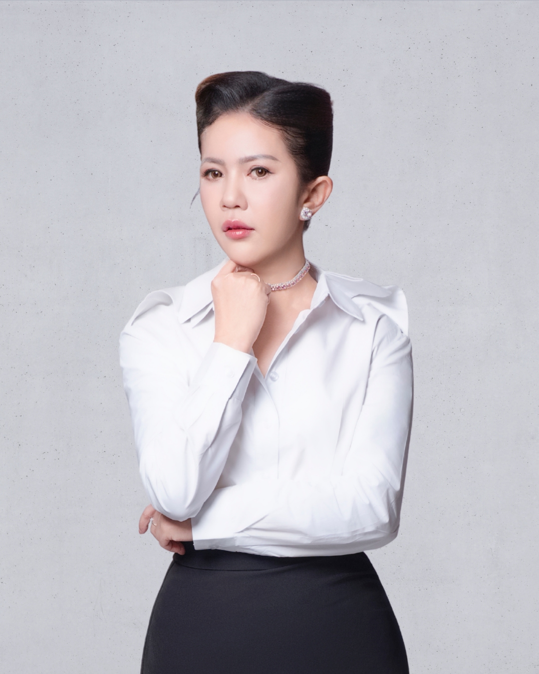 CRYSTAL LIM
